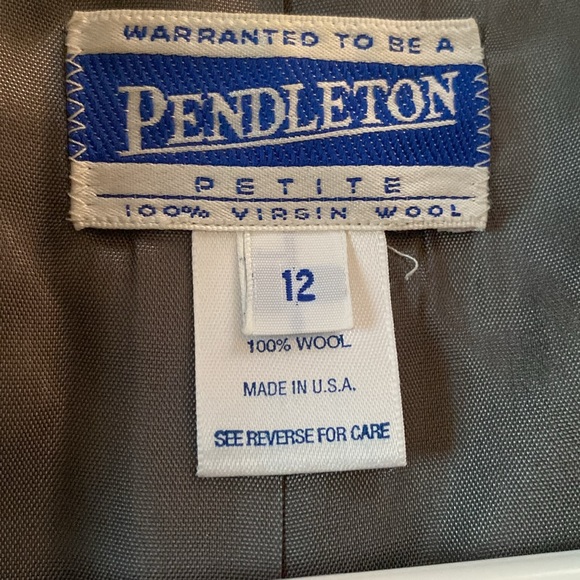 COPY - Vintage Pendleton 100% virgin wool blazer preppy academic petite size 12. - Picture 2 of 9